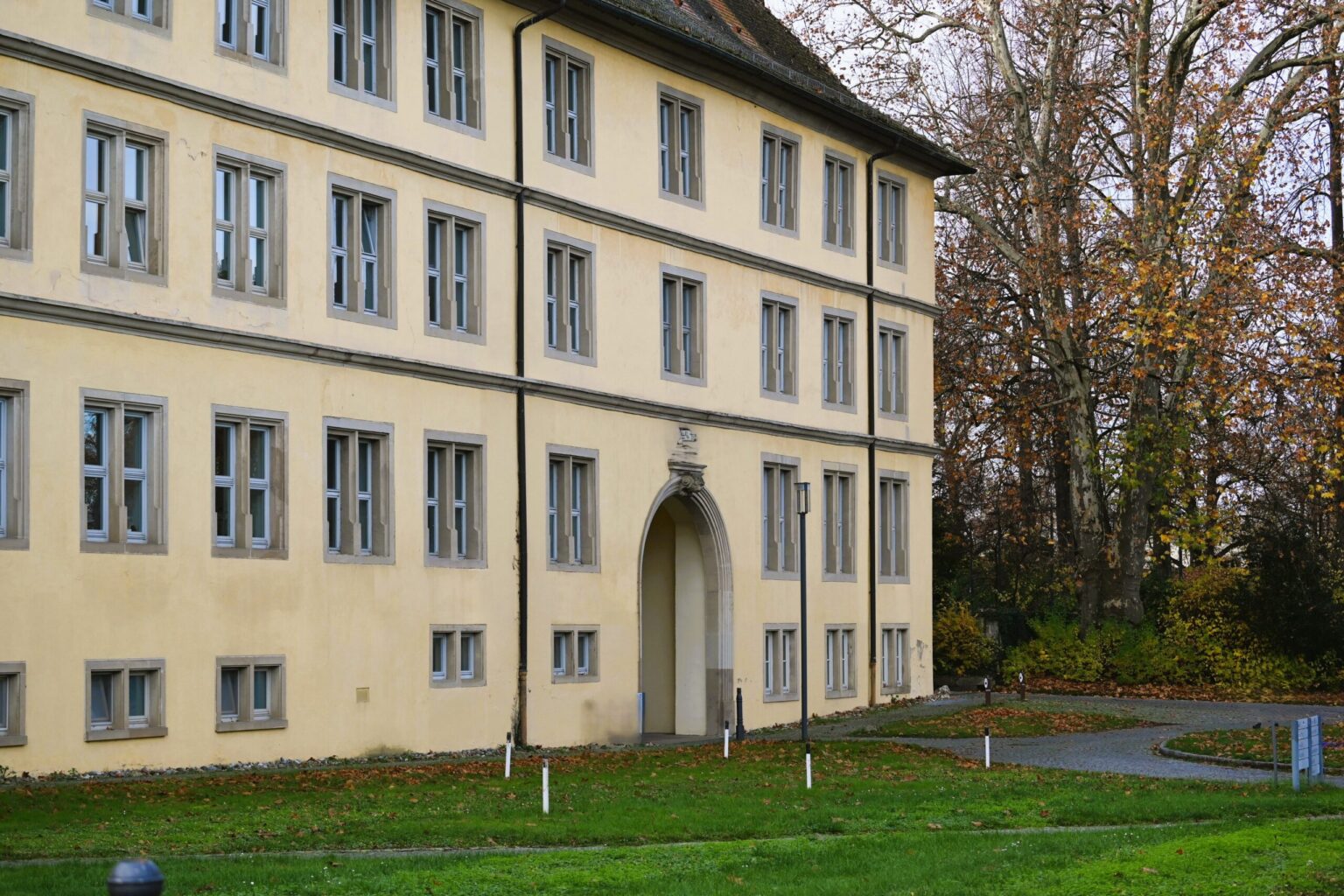 DAAD Helmut-Schmidt-Programme (Public Policy and Good Governance) Master’s Scholarships 2027 DAAD Helmut-Schmidt-Programme (Public Policy and Good Governance) Master's Scholarships 2027
